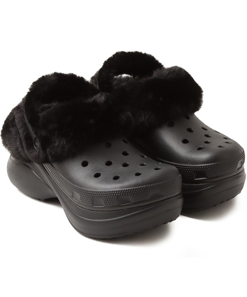 crocs(クロックス)の「crocs Bae Lined Clog / クロックス ベイ ラインド クロッグ(サンダル・レディース・ブラック・27.0cm/26.0cm/25.0cm/24.0cm/23.0cm/22.0cm)」の1枚目の写真