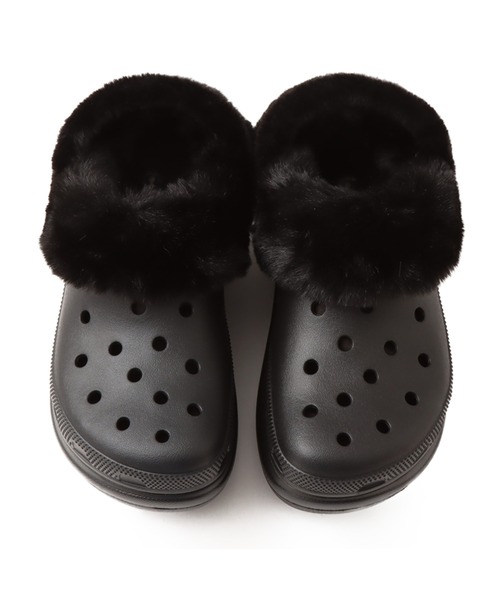crocs(クロックス)の「crocs Bae Lined Clog / クロックス ベイ ラインド クロッグ(サンダル・レディース・ブラック・27.0cm/26.0cm/25.0cm/24.0cm/23.0cm/22.0cm)」の2枚目の写真