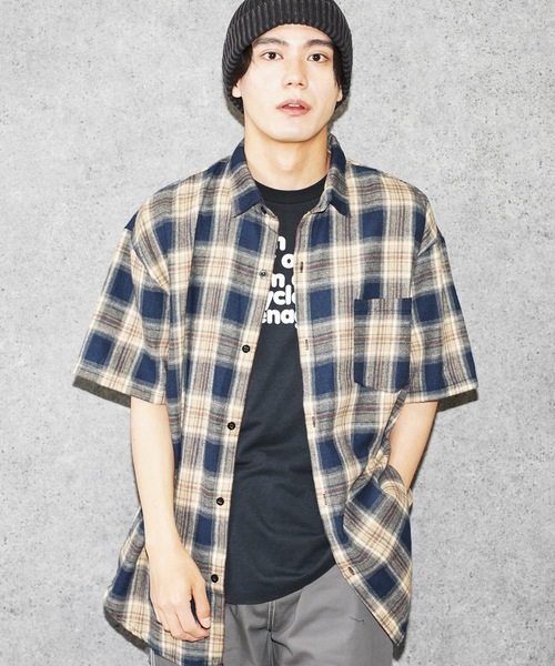 Beno（ビーノ）の「半袖チェックシャツ（Tシャツ/カットソー・メンズ・ネイビー/イエロー/ブルー/ブラック・MEDIUM/LARGE）」の3枚目の写真