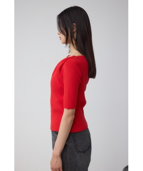 AZUL by moussy(アズールバイマウジー)の「ドレープデザイン5分袖リブニット(ニット/セーター・レディース・ダークグリーン/アイボリー/ブラック/レッド・FREE)」の18枚目の写真