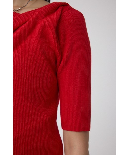 AZUL by moussy(アズールバイマウジー)の「ドレープデザイン5分袖リブニット(ニット/セーター・レディース・ダークグリーン/アイボリー/ブラック/レッド・FREE)」の21枚目の写真