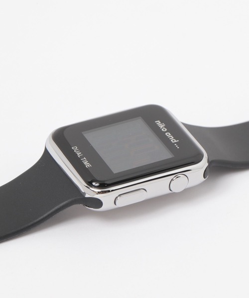 niko and...(ニコアンド)の「スクエアデジタルウォッチ(デジタル腕時計・レディース・ブラック/アイボリー/ピンク/ブルー・0)」の7枚目の写真