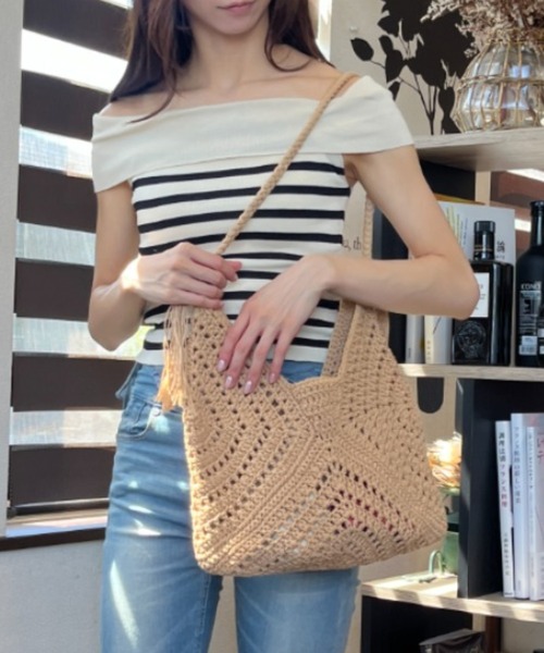 ｔｏｌｅｎｅ（トレネ）の「メッシュ編み かぎ編み タッセル付き トートバッグ ワンショルダーバッグ 夏（トートバッグ・レディース・ブラウン/ライトベージュ・FREE）」の10枚目の写真