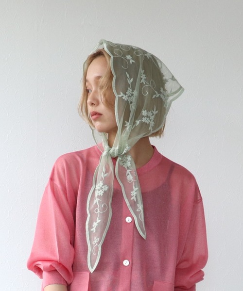 Three Four Time（ｽﾘｰﾌｫｰﾀｲﾑ）の「刺繍チュールバブーシュカ（ヘアバンド・レディース・ブラック/グリーン・FREE）」の10枚目の写真