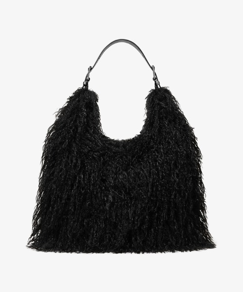 MICHAEL KORS(マイケルコース)の「NOLITA フォー シアリング ショルダー ラージ(ショルダーバッグ・レディース・ブラック・FREE)」の1枚目の写真