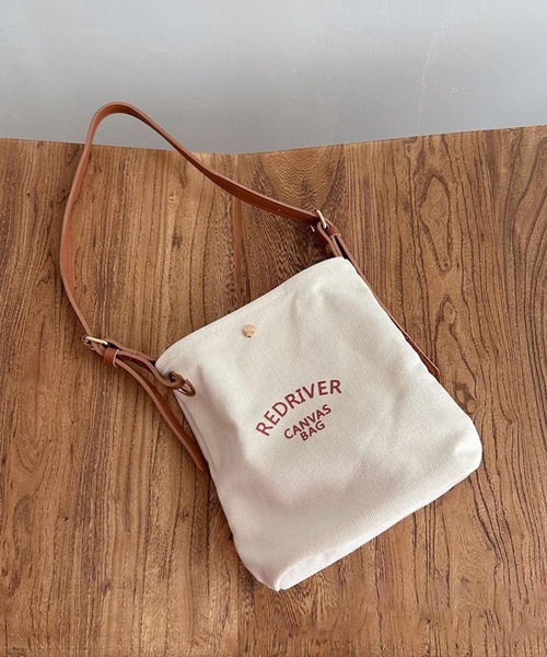 aimoha（アイモハ）の「【-aimoha-KIDS-】キッズ　キャンバスショルダーバッグ（ショルダーバッグ・キッズ・ブラウン/ブラック・FREE）」の2枚目の写真