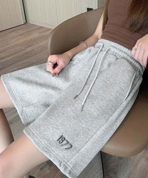 Miniministore(ミニミニストア)の「スウェットショーツ 韓国風ショートパンツ(スウェットパンツ・レディース・グレー/ブラック/ピンク/ホワイト・L/M)」の11枚目の写真