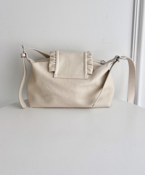 SOLLON.（ソルロン）の「フリルフラップPUショルダーバッグ（ショルダーバッグ・レディース・アイボリー/ブラック/ブラウン・FREE）」の17枚目の写真