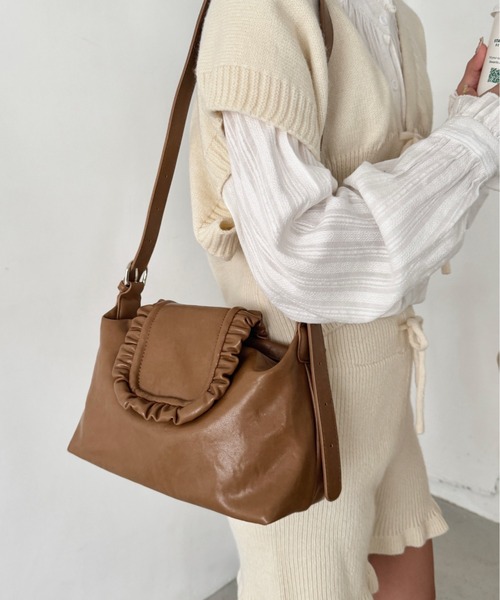 SOLLON.（ソルロン）の「フリルフラップPUショルダーバッグ（ショルダーバッグ・レディース・アイボリー/ブラック/ブラウン・FREE）」の22枚目の写真