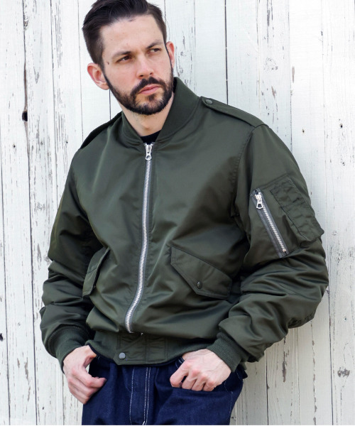 MR.OLIVE（ミスターオリーブ）の「MR.OLIVE ミスターオリーブ / MILITARY NYLON L-2 FLIGHT JACKET ミリタリーナイロンL-2フライトジャケット / M253136（MA-1・メンズ・グリーン/ネイビー・SMALL/MEDIUM/LARGE）」の5枚目の写真
