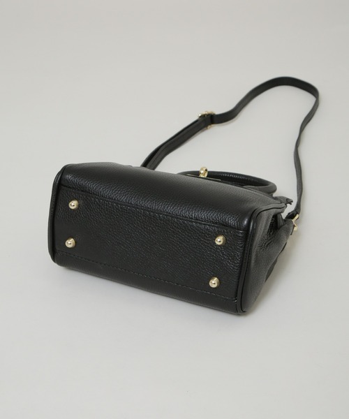 【極美品】AULENTTI ウエストバッグ ターンロック 極美品】AULENTTI ウエストバッグ ターンロック - メルカリ