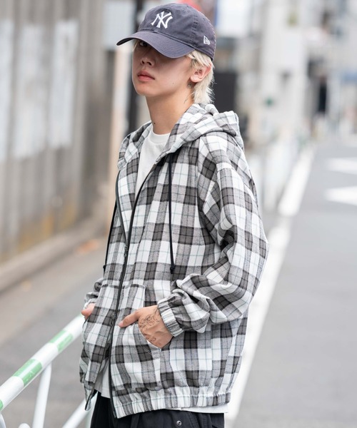 WEGO(ウィゴー)の「WEGO/チェックグラフィックZIPパーカー(シャツ/ブラウス・メンズ・ホワイト系その他2/ブラウン系その他2・LARGE/MEDIUM)」の12枚目の写真