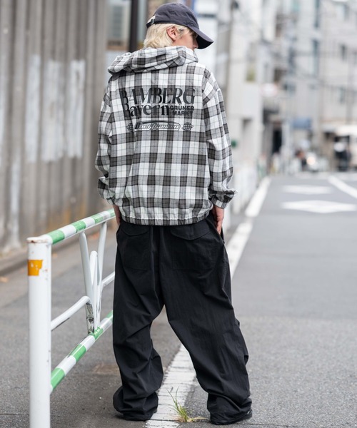WEGO(ウィゴー)の「WEGO/チェックグラフィックZIPパーカー(シャツ/ブラウス・メンズ・ホワイト系その他2/ブラウン系その他2・LARGE/MEDIUM)」の17枚目の写真