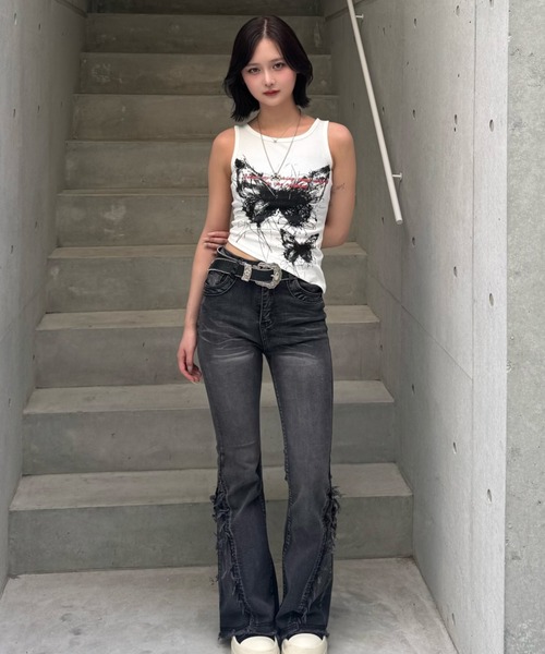 ZIPPER CLUB（ZIPPER CLUB ジッパークラブ）の「Washed Stretch Fringe Denim（デニムパンツ・レディース・ブルー/ブラック・LARGE/MEDIUM/SMALL）」の13枚目の写真