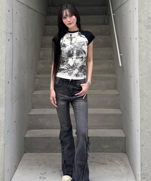 ZIPPER CLUB（ZIPPER CLUB ジッパークラブ）の「Washed Stretch Fringe Denim（デニムパンツ・レディース・ブルー/ブラック・LARGE/MEDIUM/SMALL）」の8枚目の写真