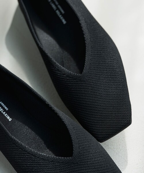 green label relaxing(グリーンレーベルリラクシング)の「ウェルネス ニット スクエアVカット シューズ 撥水 ウォッシャブル(パンプス・レディース・ブラック/シルバー/その他1/ブラウン系・22.5cm/23cm/23.5cm/24cm/24.5cm/25cm)」の5枚目の写真