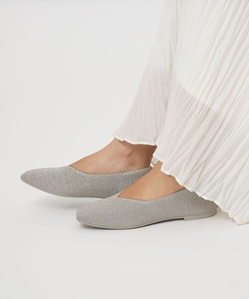 green label relaxing(グリーンレーベルリラクシング)の「ウェルネス ニット スクエアVカット シューズ 撥水 ウォッシャブル(パンプス・レディース・ブラック/シルバー/その他1/ブラウン系・22.5cm/23cm/23.5cm/24cm/24.5cm/25cm)」の11枚目の写真