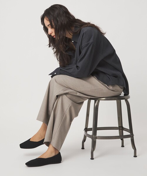 green label relaxing(グリーンレーベルリラクシング)の「ウェルネス ニット スクエアVカット シューズ 撥水 ウォッシャブル(パンプス・レディース・ブラック/シルバー/その他1/ブラウン系・22.5cm/23cm/23.5cm/24cm/24.5cm/25cm)」の14枚目の写真