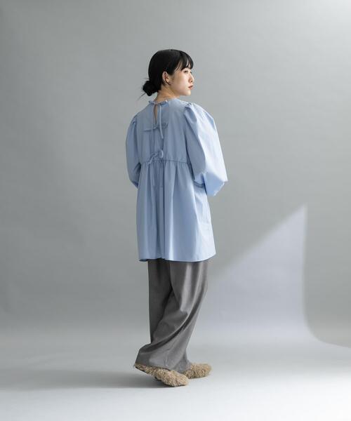 KBF（ケイビーエフ）の「『WEB限定』BACKリボンチュニック（チュニック・レディース・ダークブラウン/オフホワイト/ライトブルー・ONE）」の22枚目の写真