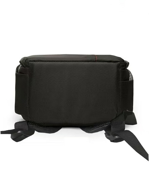 CALIFORNIA OUTFITTERS(カリフォルニア アウトフィッターズ)の「8B46 フロントジップ 仕切りデザイン カメラバックパック(カメラ/カメラグッズ・メンズ・ブラック×グレー・ONESIZE)」の11枚目の写真