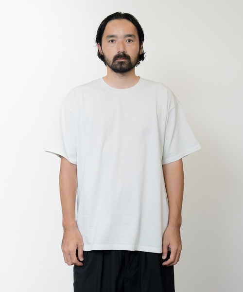 Knuu（ヌウ）の「Heavy Pigment Dye T-Shirt（Tシャツ/カットソー・メンズ・グレー/ブラウン/オフホワイト/ブラック/ライトブルー・LARGE/MEDIUM/SMALL/X-SMALL/XX-LARGE/X-LARGE）」の2枚目の写真