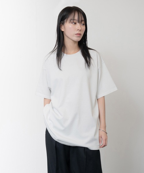 Knuu（ヌウ）の「Heavy Pigment Dye T-Shirt（Tシャツ/カットソー・メンズ・グレー/ブラウン/オフホワイト/ブラック/ライトブルー・LARGE/MEDIUM/SMALL/X-SMALL/XX-LARGE/X-LARGE）」の8枚目の写真