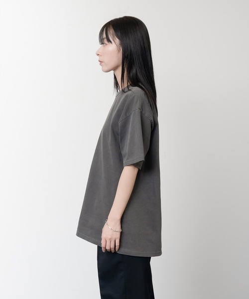 Knuu（ヌウ）の「Heavy Pigment Dye T-Shirt（Tシャツ/カットソー・メンズ・グレー/ブラウン/オフホワイト/ブラック/ライトブルー・LARGE/MEDIUM/SMALL/X-SMALL/XX-LARGE/X-LARGE）」の14枚目の写真