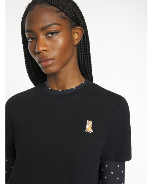 Maison Kitsune(メゾンキツネ)の「LADY FOX REGULAR TEE-SHIRT(Tシャツ/カットソー・レディース・ホワイト/ブラック/ベージュ・XL/L/M/S/XS)」の2枚目の写真
