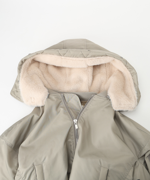VERMEIL par iena(ヴェルメイユパーイエナ)の「upper hights アッパーハイツ THE U-2 HOODIE 403A38702GRG(その他アウター・レディース・チャコールグレー・SMALL/X-SMALL)」の4枚目の写真