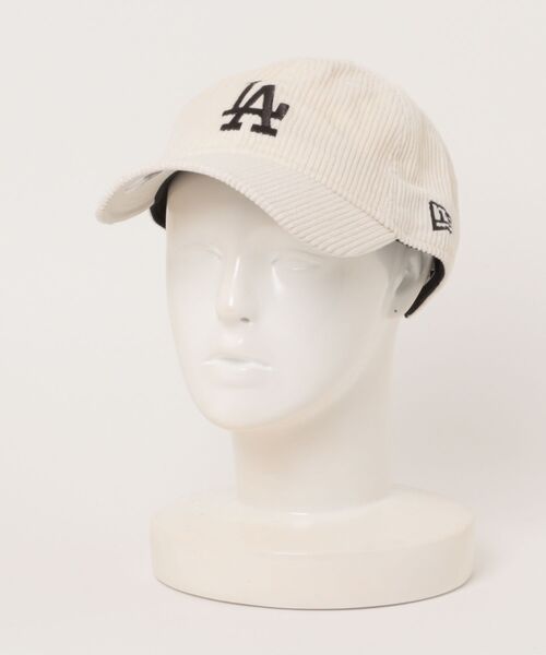 NEW ERA（ニューエラ）の「NEW ERA/ニューエラ キャップ 9TWENTY Corduroy MLB コーデュロイ キャップ（キャップ・メンズ・ネイビー/グリーン/ダークブラウン/グレー/ブラック/アイボリー・M/L）」の16枚目の写真