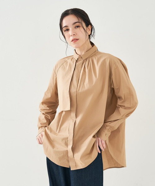 collex（コレックス）の「フラップミニ衿ブラウス（シャツ/ブラウス・レディース・ホワイト/ベージュ/ストライプ・フリー）」の2枚目の写真