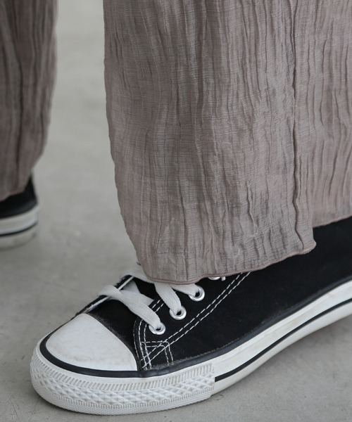 ONEP STAR(ワンピスター)の「シワ加工×ストレートラインワイドパンツ(その他パンツ・レディース・オレンジ/ブルー/グレイッシュベージュ/ブラック・MEDIUM)」の5枚目の写真