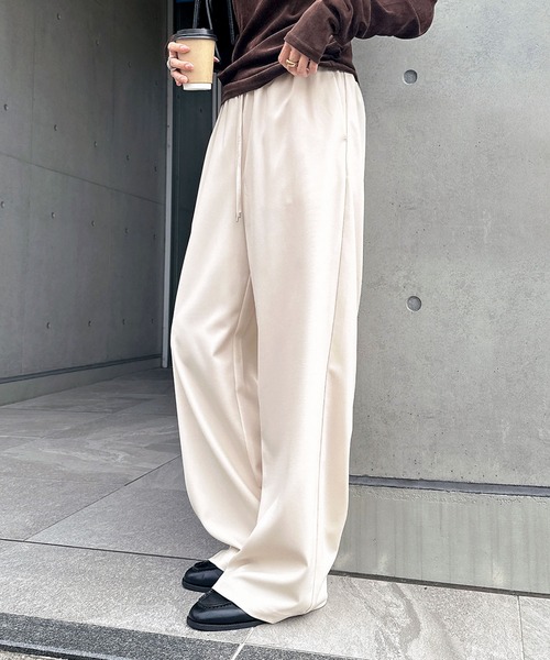 andme(アンドミー)の「【新色追加】とろみイージーワイドパンツ(スラックス・レディース・ブラック/ホワイト/チャコールグレー/ブラウン/ライトブラウン/ベージュ/ネイビー・S/M/L)」の12枚目の写真