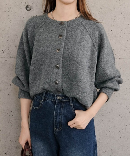 aquagarage（アクアガレージ）の「ドルマンスリーブニットカーディガン（カーディガン/ボレロ・レディース・オートミール/オレンジ/グレイッシュベージュ/ヘザーチャコール・M）」の2枚目の写真