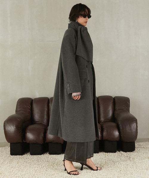 PRANK PROJECT（プランクプロジェクト）の「マフラー付きコート / Coat with Muffler（ノーカラーコート・レディース・グレー/ブラック・FREE）」の11枚目の写真