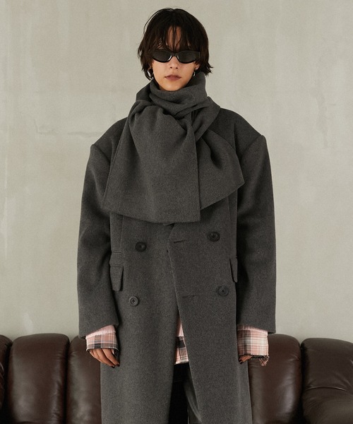 PRANK PROJECT（プランクプロジェクト）の「マフラー付きコート / Coat with Muffler（ノーカラーコート・レディース・グレー/ブラック・FREE）」の10枚目の写真