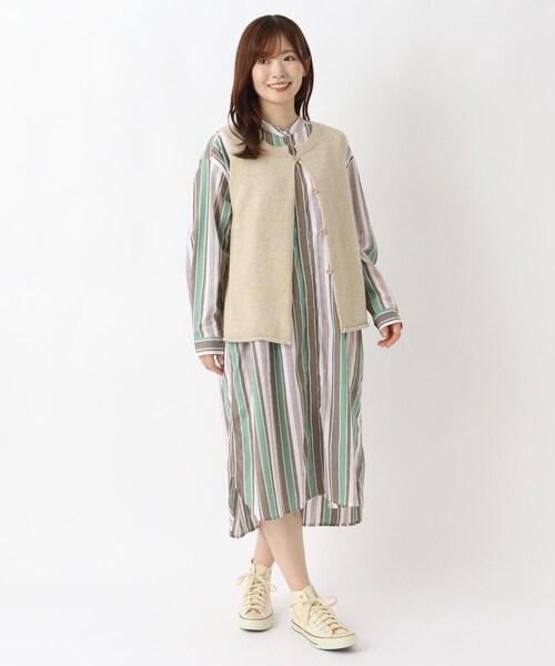 one'sterrace(ワンズテラス)の「【あったか】ふわもち素材のシンプル前開きベスト(ベスト・レディース・ベージュ系8/グレー系その他7/ブラック系8・02)」の14枚目の写真