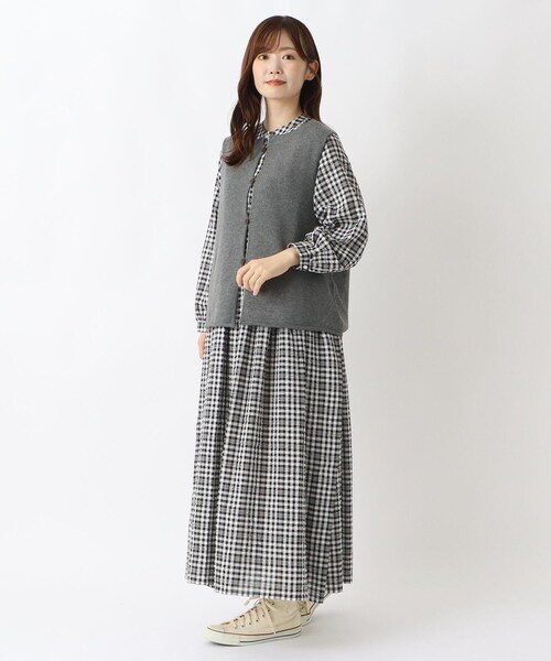 one'sterrace(ワンズテラス)の「【あったか】ふわもち素材のシンプル前開きベスト(ベスト・レディース・ベージュ系8/グレー系その他7/ブラック系8・02)」の13枚目の写真
