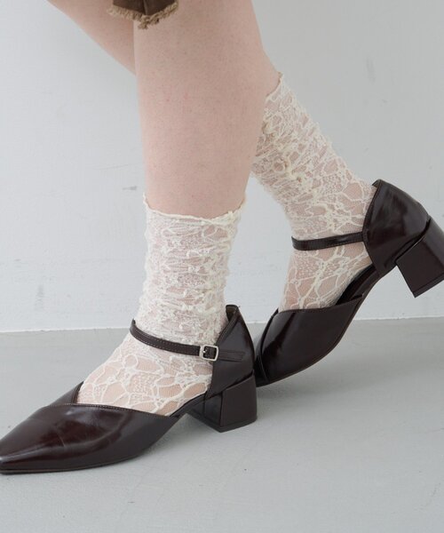 Kastane(カスタネ)の「レースソックス(ソックス/靴下・レディース・ブラック/ホワイト/アイボリー・FREE)」の2枚目の写真