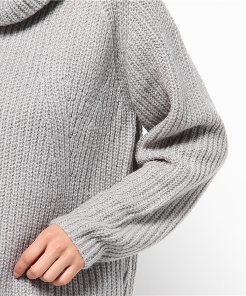 MOUSSY（マウジー）の「Loose turtle knit（ニット/セーター・レディース・ライトグレー/オフホワイト/ブラック/ブラウン・FREE）」の12枚目の写真