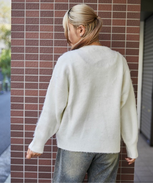 GORGE(ゴージ)の「《ふんわり起毛タッチ》レディース ロゴ ジャカードニット プルオーバー 秋冬(ニット/セーター・レディース・ブラック/オフホワイト/チャコール・F)」の8枚目の写真
