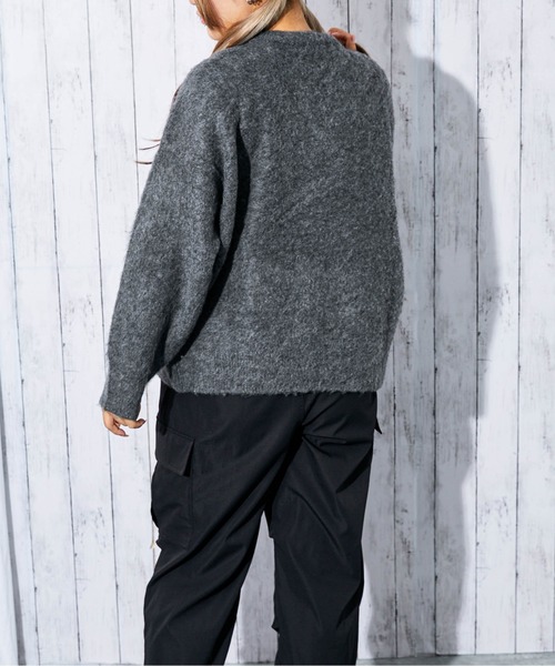 GORGE(ゴージ)の「《ふんわり起毛タッチ》レディース ロゴ ジャカードニット プルオーバー 秋冬(ニット/セーター・レディース・ブラック/オフホワイト/チャコール・F)」の12枚目の写真