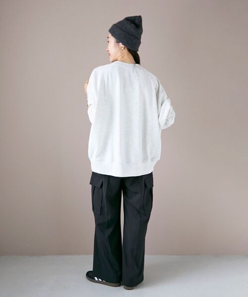 le.coeur blanc（ルクールブラン）の「《WEB限定アイテム》裏毛ロゴスウェットプルオーバー（スウェット・レディース・グレー/オートミール/ネイビー・38）」の11枚目の写真