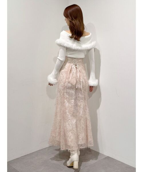 MERCURYDUO（マーキュリーデュオ）の「シャギーエンブロイダリースカート（スカート・レディース・オフホワイト/ベビーピンク/ブラウン・SMALL/MEDIUM）」の21枚目の写真