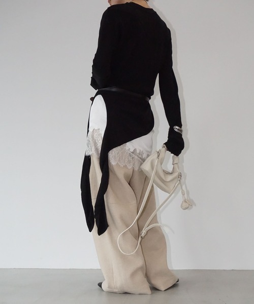 chuclla（チュクラ）の「アシンメトリーデザイントップス chw25a108（Tシャツ/カットソー・レディース・ブラック/オフホワイト・FREE）」の16枚目の写真