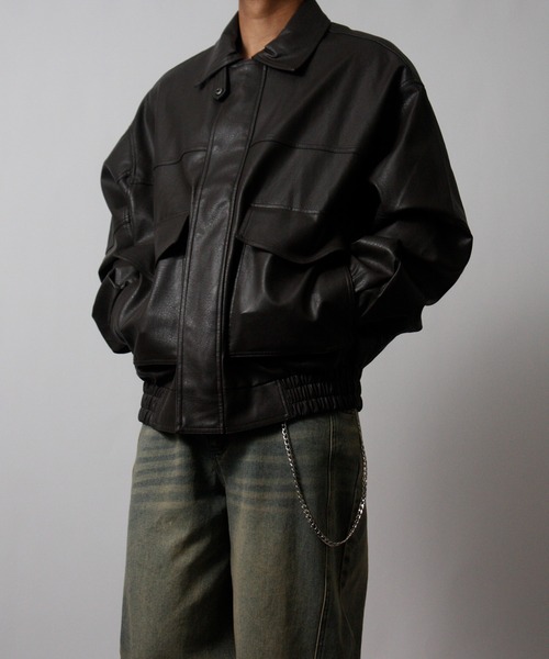 NYLAUS（ナイラス）の「【Nylaus】オーバーサイズPUレザーA-2型フライトジャケット レザーブルゾン レザージャケット（ブルゾン・メンズ・ブラウン/ブラック・L/M）」の22枚目の写真
