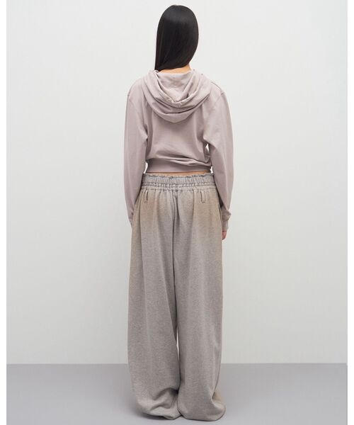 LCDC TM(エルシーディーシーティーエム)の「【Geek Office / ギークオフィス】LCDC TM / SPRAY WASHED PLEATS DETAIL TROUSERS(スウェットパンツ・レディース・チャコールグレー・FREE)」の4枚目の写真