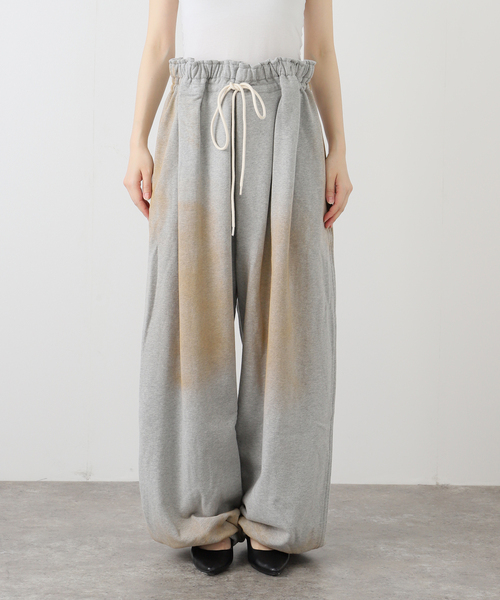 LCDC TM(エルシーディーシーティーエム)の「【Geek Office / ギークオフィス】LCDC TM / SPRAY WASHED PLEATS DETAIL TROUSERS(スウェットパンツ・レディース・チャコールグレー・FREE)」の15枚目の写真