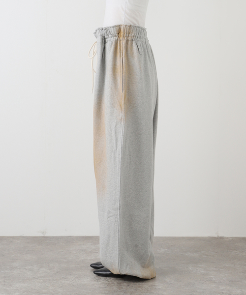 LCDC TM(エルシーディーシーティーエム)の「【Geek Office / ギークオフィス】LCDC TM / SPRAY WASHED PLEATS DETAIL TROUSERS(スウェットパンツ・レディース・チャコールグレー・FREE)」の16枚目の写真