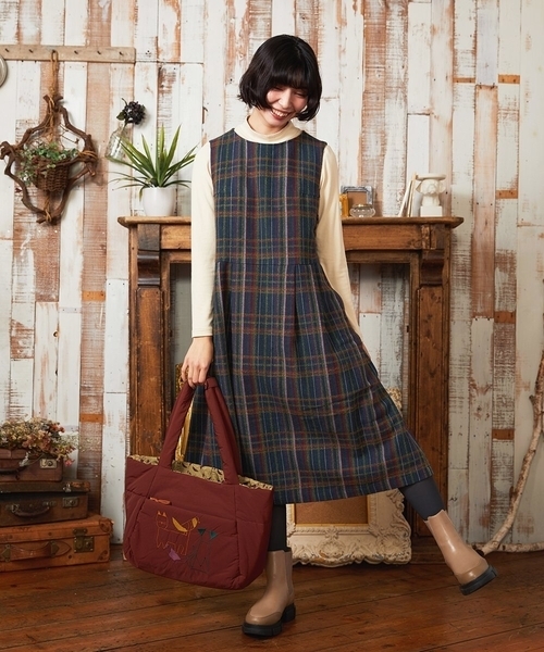 Jocomomola（ホコモモラ）の「ベアスムース 配色刺繍カットソー（Tシャツ/カットソー・レディース・ベージュ/カーキ/オレンジ/ブルー/ブラック/ボルドー/ダークインディゴブルー・40）」の15枚目の写真